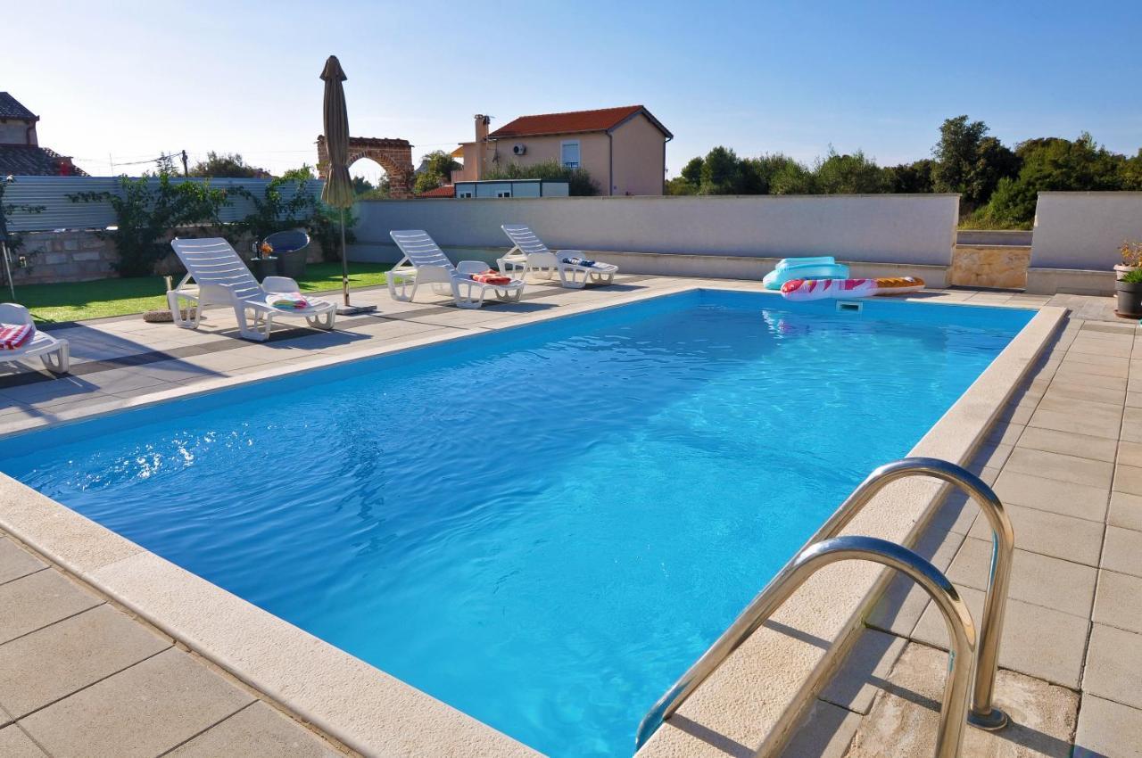 Apartment Tony With Private Pool Sukošan Exteriér fotografie